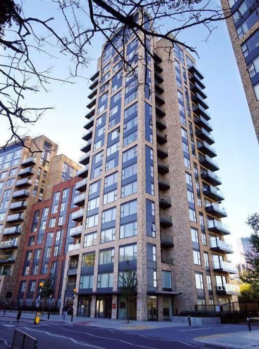 Luxury 2 Bed Ensuite 2 Bathroom Apartment East Croydon South Norwood Exterior photo